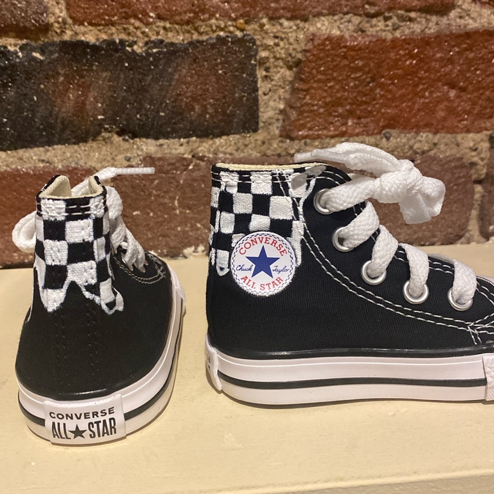 Handpainted toddler converse size 3